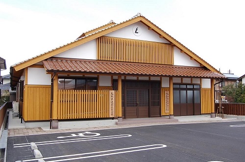 鳥取県建築技能会館写真